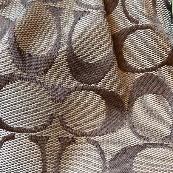 Coach green and tan wristlet - Picture 2 of 10